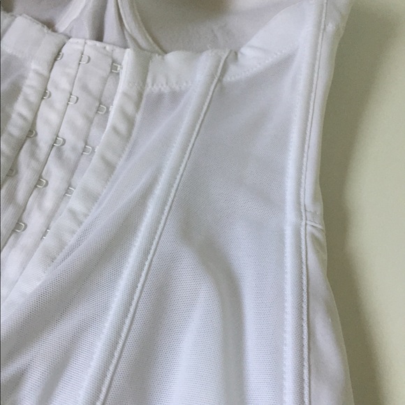 Corset from Jezebel - Picture 3 of 4